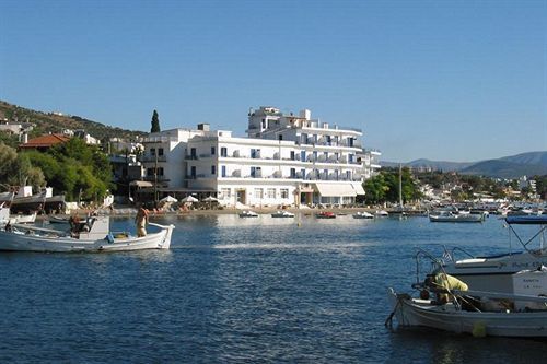 Minoa Hotel 3*